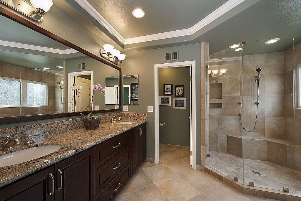 Traditional Master Bathroom with frameless showerdoor, Ms international granite- autumn harmony, Inset cabinets, can lights