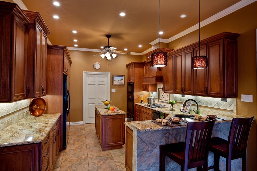 Great Traditional Kitchen  Zillow Digs
