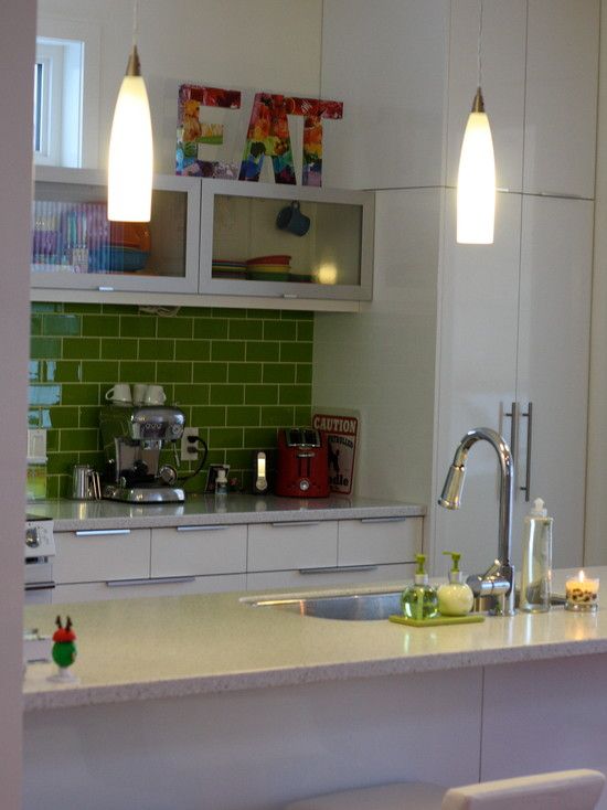 Contemporary Kitchen with Ms international bianco santiago granite counter, Bedrosians Field Tile Gloss Reed Hamptons Glass
