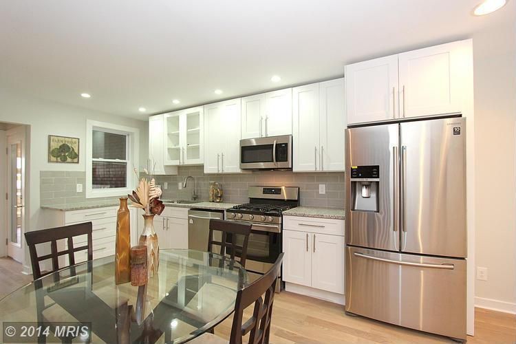 Contemporary Kitchen with Solid stainless steel bar pull handle for drawer kitchen cabinet hardware 2"-24", Hardwood floors