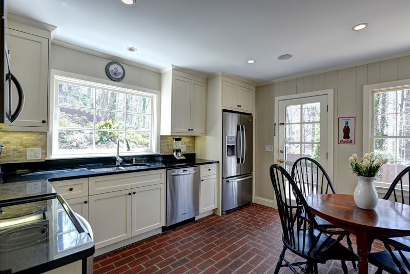 Country Kitchen with Crown molding, French doors, Breakfast nook, Flat panel cabinets, Multiple Sinks, dishwasher, can lights