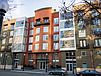 585 9th St