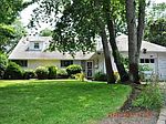 381 Everit Ave, Hewlett, NY