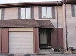 1911 Parklake Dr APT B, Morris, IL