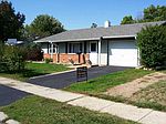 2832 Centre Pkwy, Indianapolis, IN