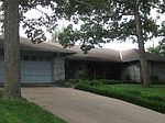 1212 Ridgecrest Rd, Edmond, OK