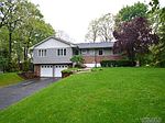 109 Autumn Dr, Hauppauge, NY