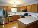 18545 Emerald Cir UNIT A, Brookfield, WI