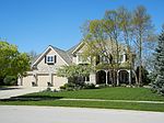 1200 Radford Dr, Aurora, IL