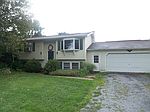 82 Wagner Rd, Jersey Shore, PA