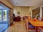 2051 E Beaver Lake Dr SE, Sammamish, WA