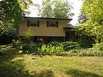 3S270 Shagbark Ln, Glen Ellyn, IL