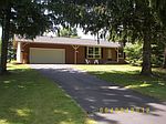 2465 W Carriage Hill Dr, Traverse City, MI
