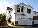 1465 Yosemite Cir, Crystal Lake, IL
