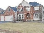 3420 Thunderbird Ln, Crystal Lake, IL