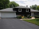 6121 Leonard Ave, Downers Grove, IL
