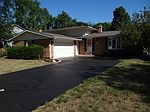 314 Bell Dr, Cary, IL