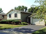 846 Lakeside Dr, Bartlett, IL
