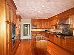 78 Blossom Rd, Windham, NH
