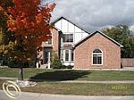 13981 Barton Dr, Shelby Township, MI