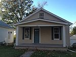 1133 Hall St, Saint Charles, MO