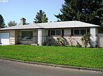 7689 SE Michael Dr, Milwaukie, OR