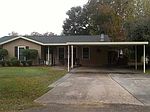 2418 Saba Ln, Port Neches, TX