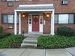 1 Lawrence Rd APT A1A, Broomall, PA