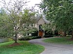 6035 Crimson Ct, Mc Lean, VA