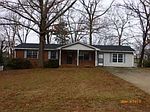 2452 Robin Ridge Dr, Dacula, GA