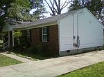 6014 Robinhood Ln, Louisville, KY