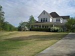 129 Lake Point Dr, Saltillo, MS