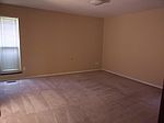 8713 Rolling Green Ave, Oklahoma City, OK