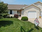1027 Kleemann Dr, Clinton, IL