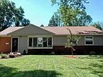 461 Porter Ave, Crystal Lake, IL