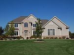 N82W23366 Five Iron Way, Sussex, WI