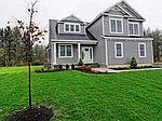 3 Annie Dr, Saratoga Springs, NY