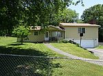 42 Morton St, Wheatland, PA