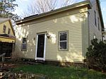 106 High St, Upton, MA