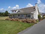 3017 Sandpointe Dr, Mckinleyville, CA
