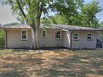 111 Park Ln, Clarksville, TN