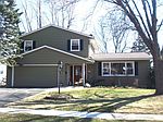 333 W Margaret Ter, Cary, IL
