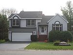 1909 Grandview Dr, Johnsburg, IL