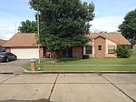 1605 Merlin Cir, Pryor, OK