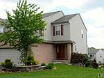 642 Buckingham Dr, Northampton, PA