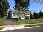 725 Whitehorse Hamilton Square Rd, Trenton, NJ