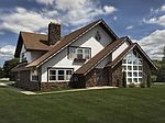 6280 Overlook Ct, Greendale, WI