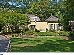 142 Woods Ln, Wayne, PA