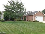 7073 Augusta National, Fayetteville, PA