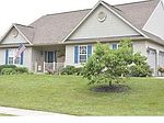 423 Riviera Dr, Blandon, PA